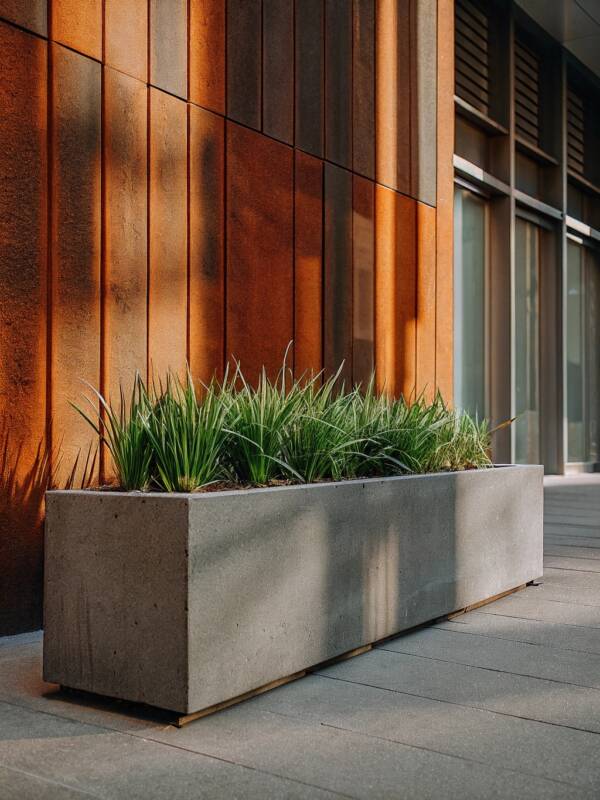 Planters - Image 4